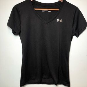 Under Armour Women’s Tech V-Neck Shirt